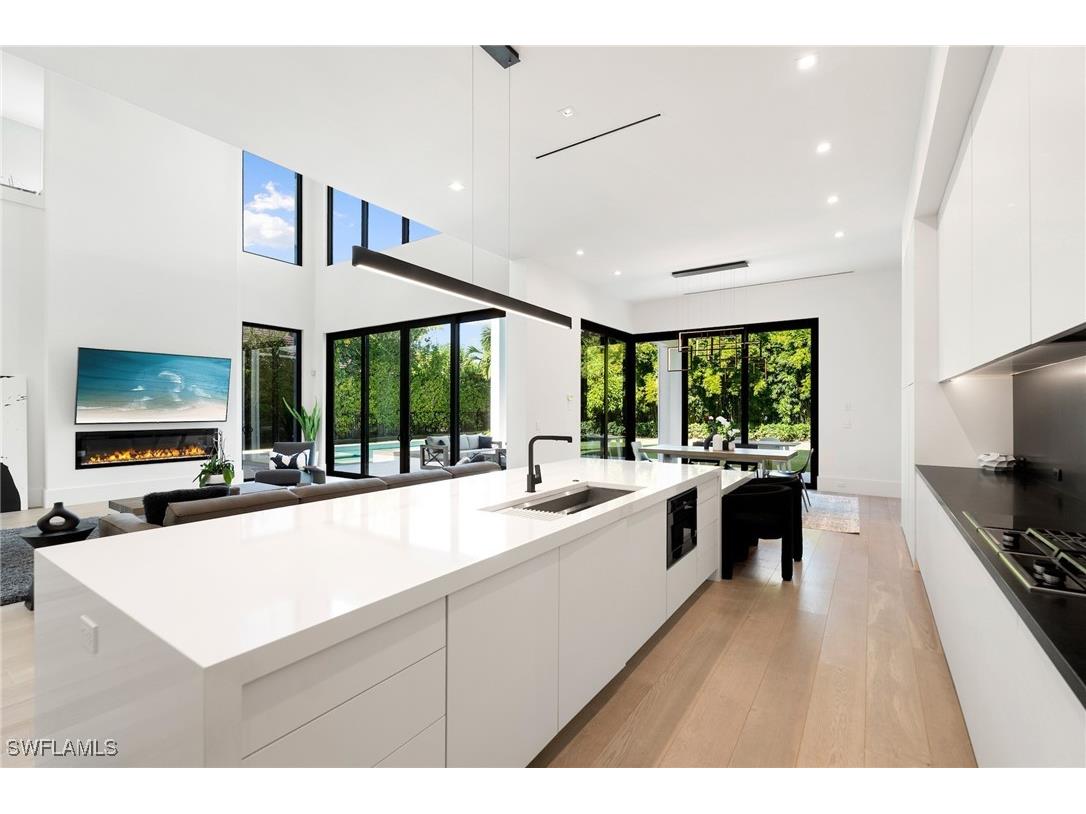 641 Starboard Drive Naples FL 34103 225078834 image6