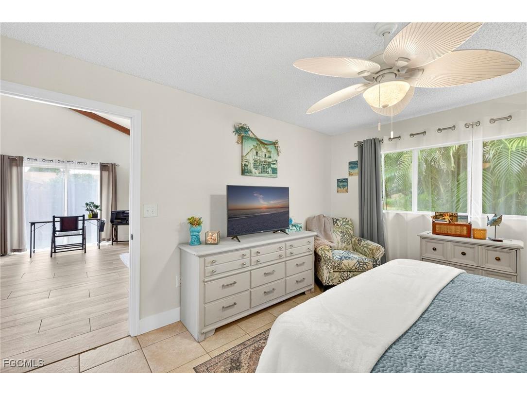 6411 Royal Woods Drive Fort Myers FL 33908 2025017275 image16
