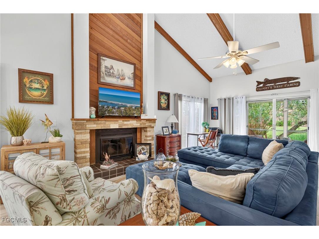 6411 Royal Woods Drive Fort Myers FL 33908 2025017275 image3