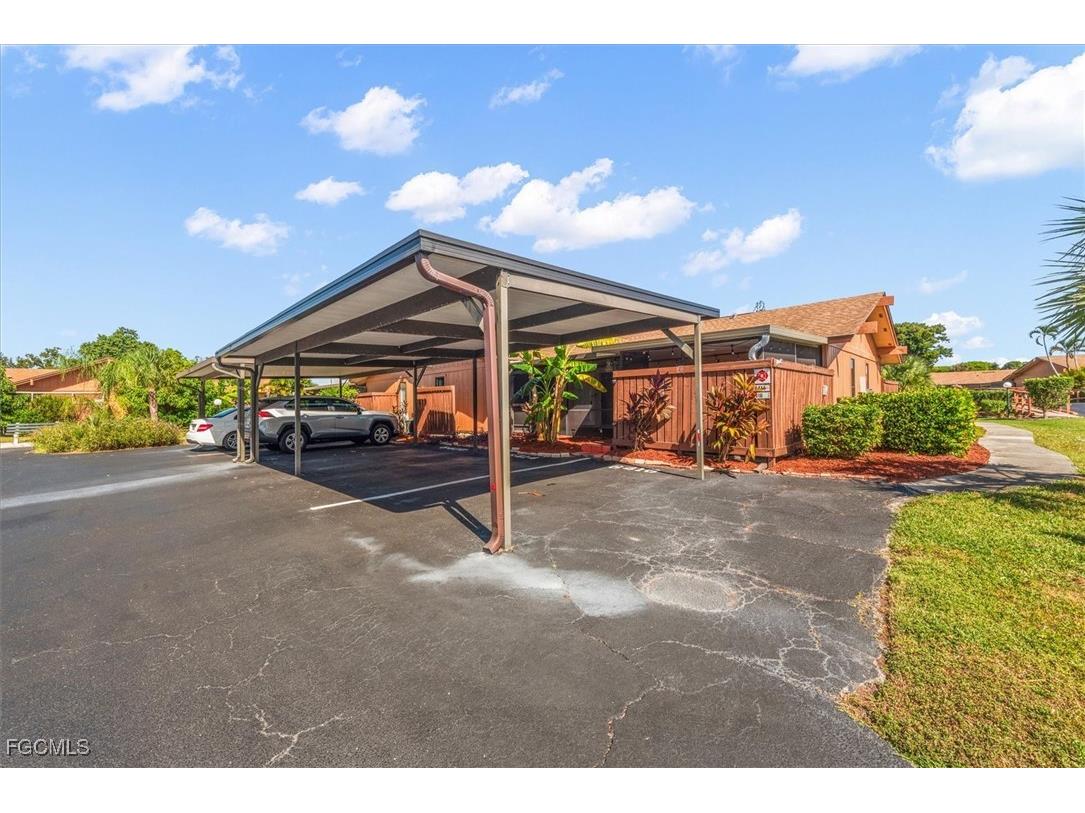 6414 Royal Woods Drive Fort Myers FL 33908 2025018553 image24