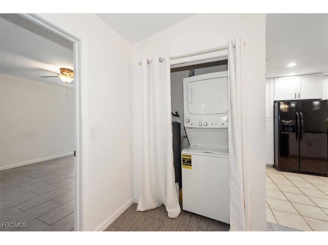 6414 Royal Woods Drive Fort Myers FL 33908 2025018553 image8