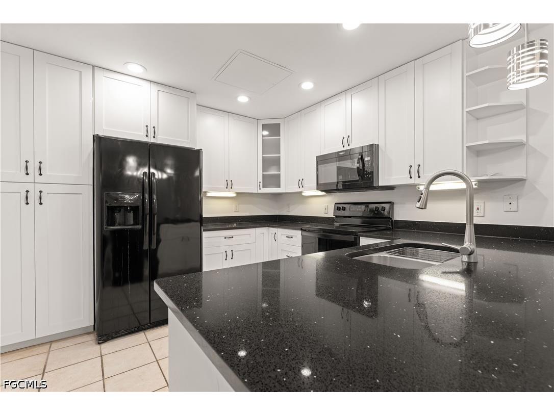 6414 Royal Woods Drive Fort Myers FL 33908 2026020186 image11
