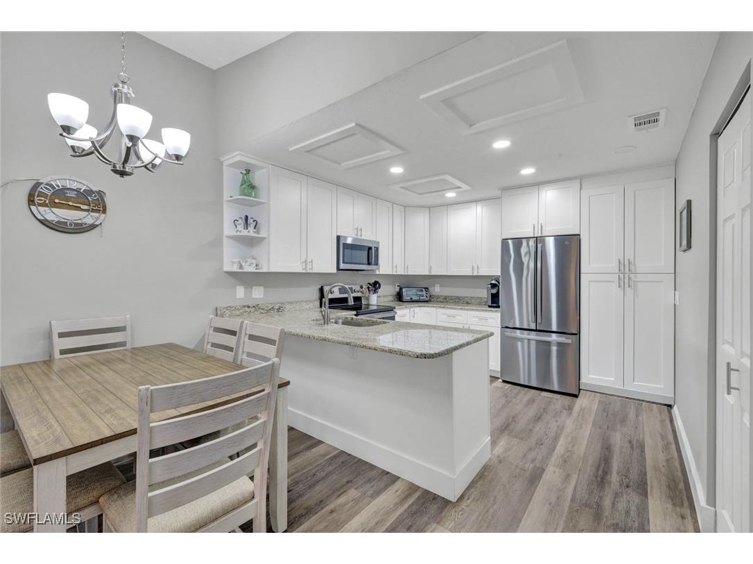 6416 Royal Woods Drive Fort Myers FL 33908 226000828 image2