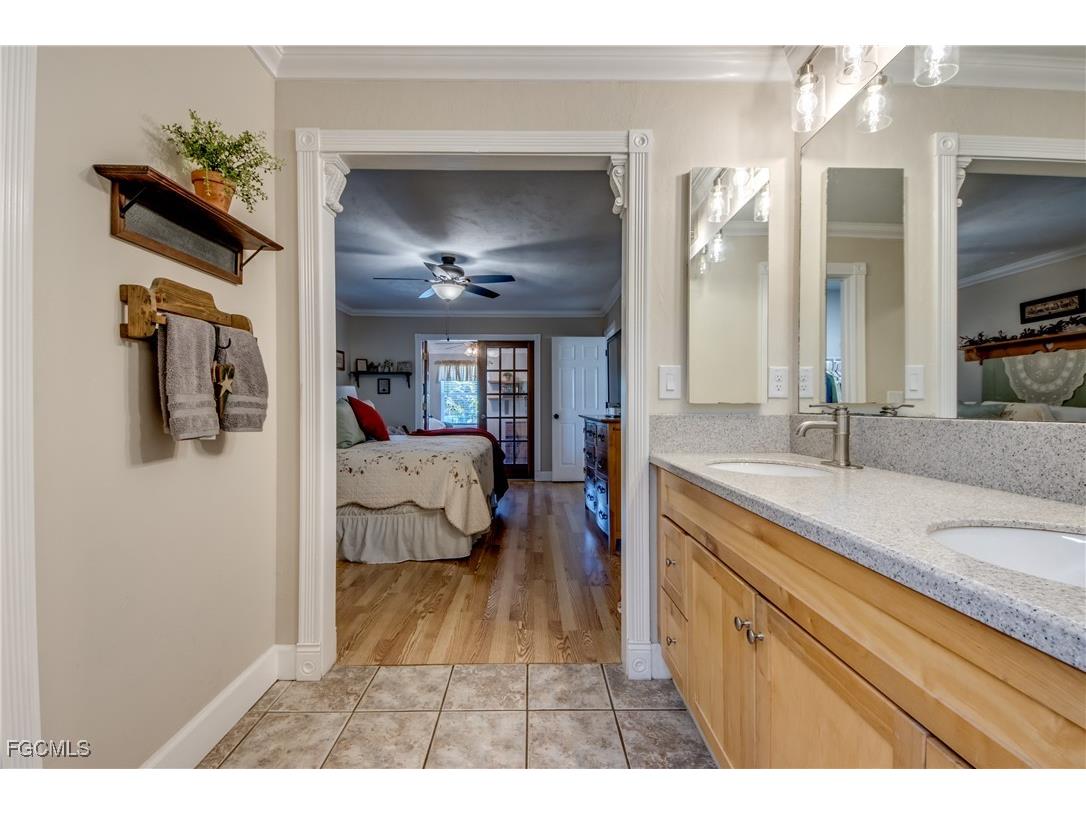 6419 Ben Hogan Circle North Fort Myers FL 33917 2025016005 image38