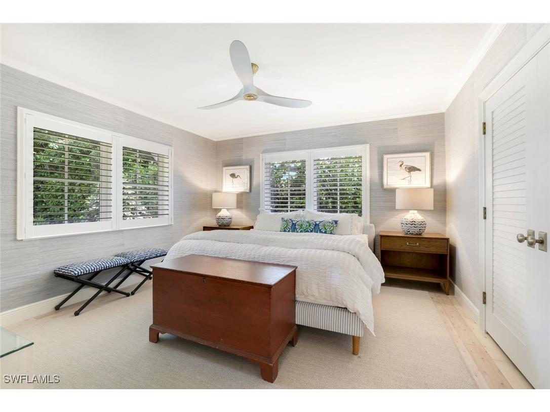 642 6th Avenue N Naples FL 34102 225067478 image16