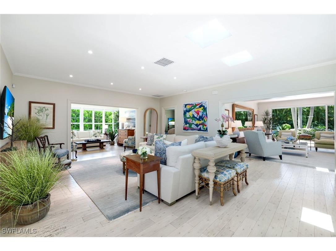 642 6th Avenue N Naples FL 34102 225067478 image5