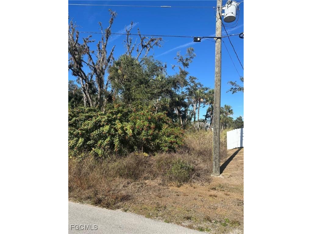 642 Kleinart Drive Lehigh Acres FL 33972 2026000454 image4