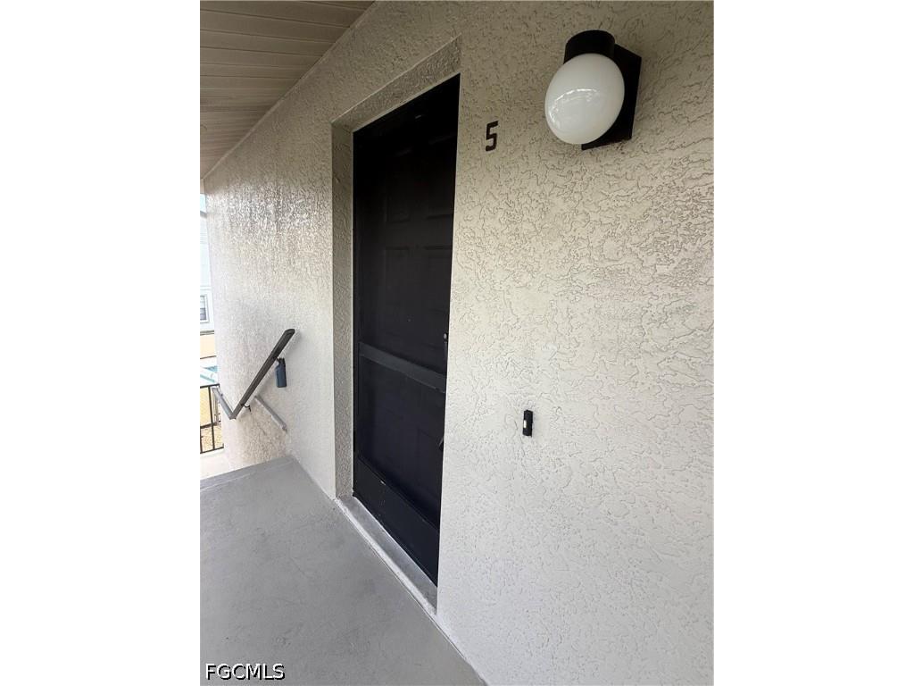 642 SE 13th Place #5 Cape Coral FL 33990 2026021693 image2