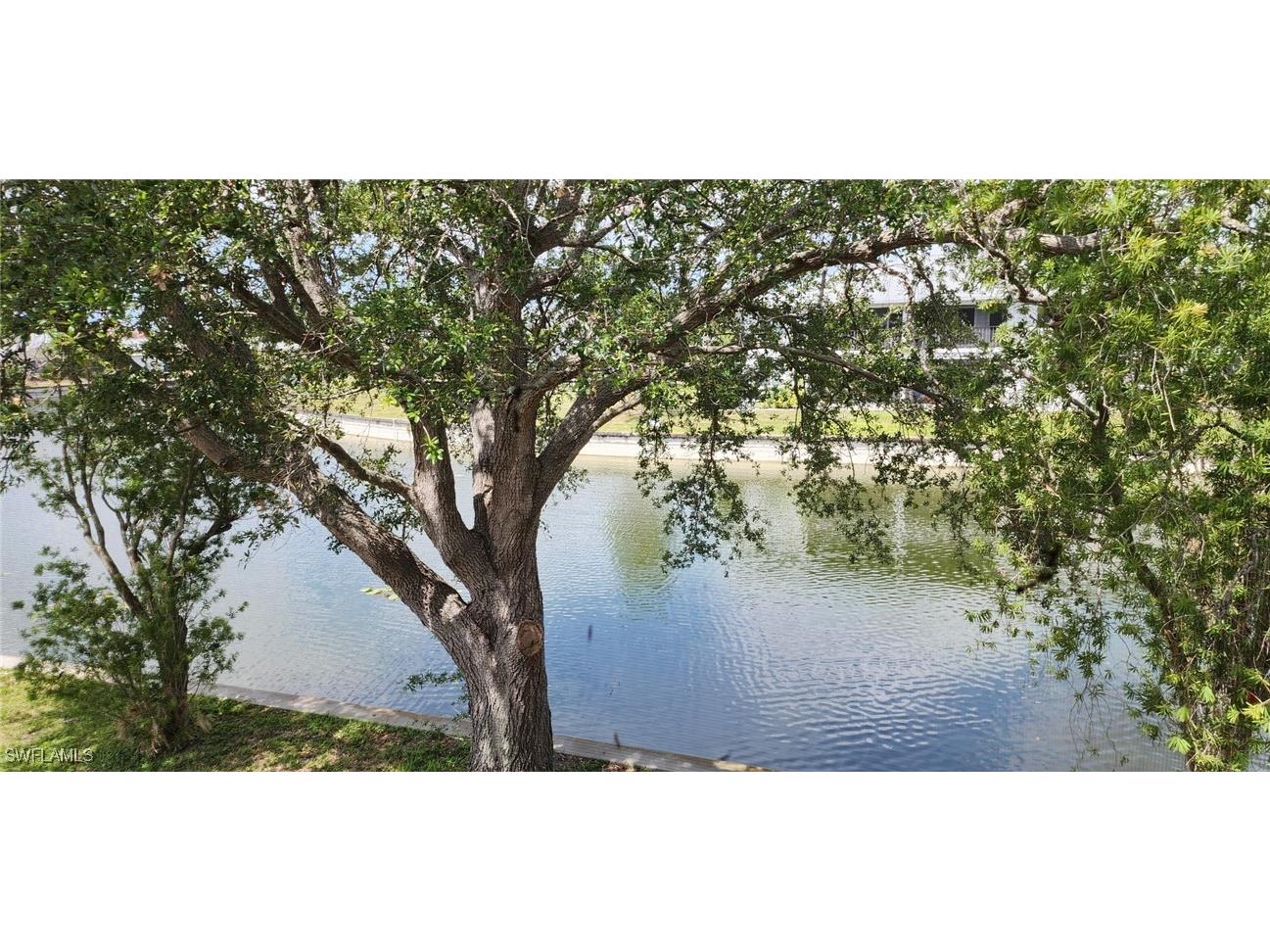 642 SE 13th Place #5 Cape Coral FL 33990 225055943 image8