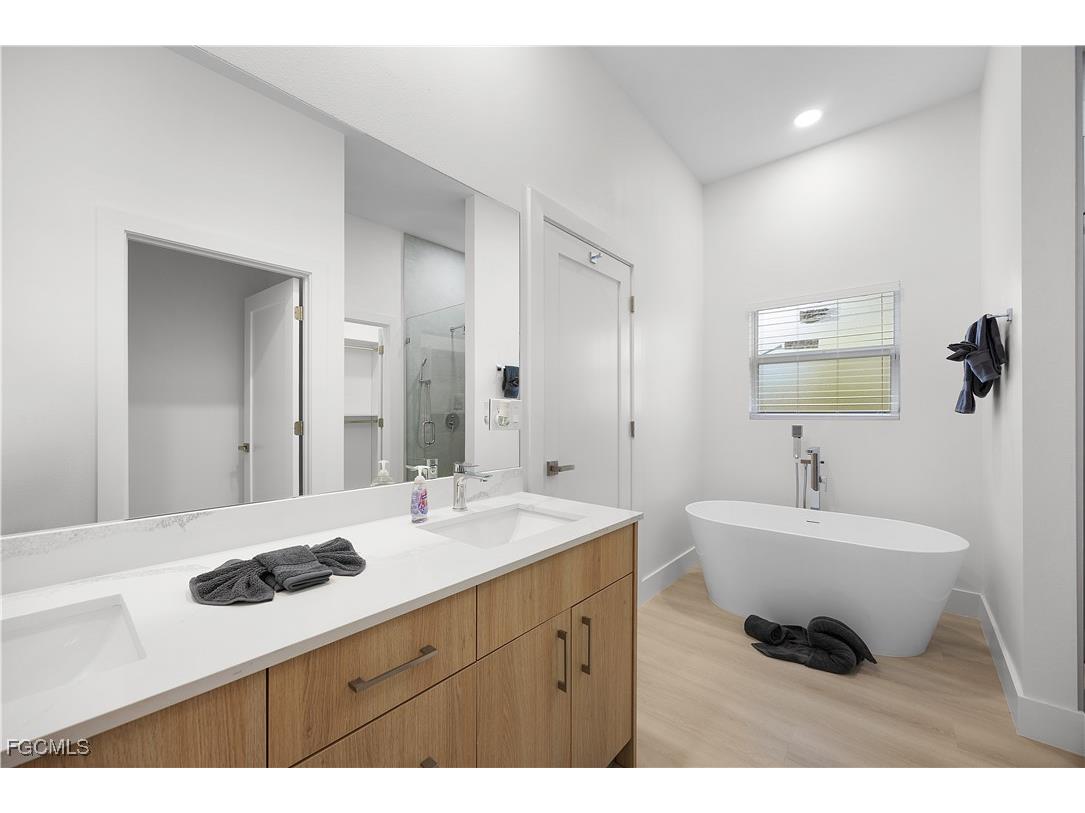 642 Stanley Avenue S Lehigh Acres FL 33974 225035544 image36