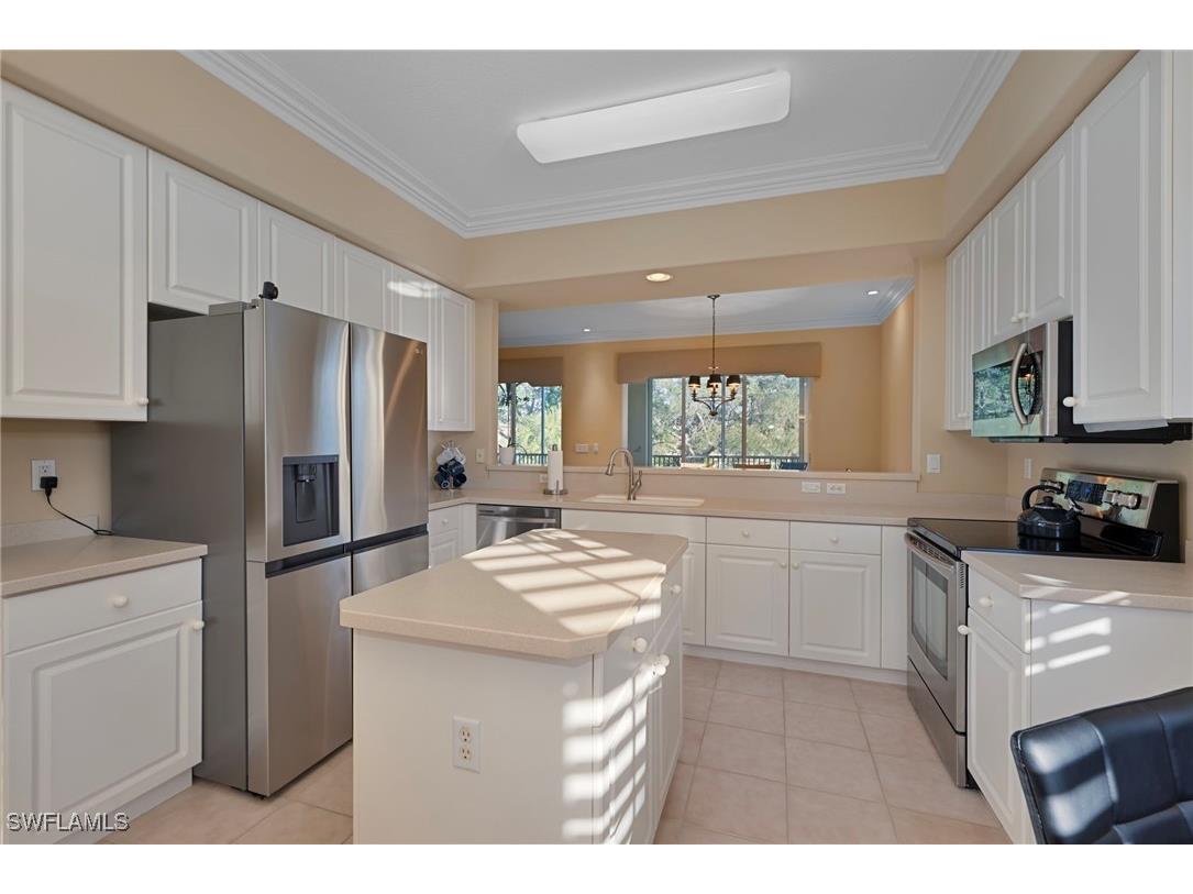 642 Vintage Reserve Circle #3D Naples FL 34119 225082790 image6