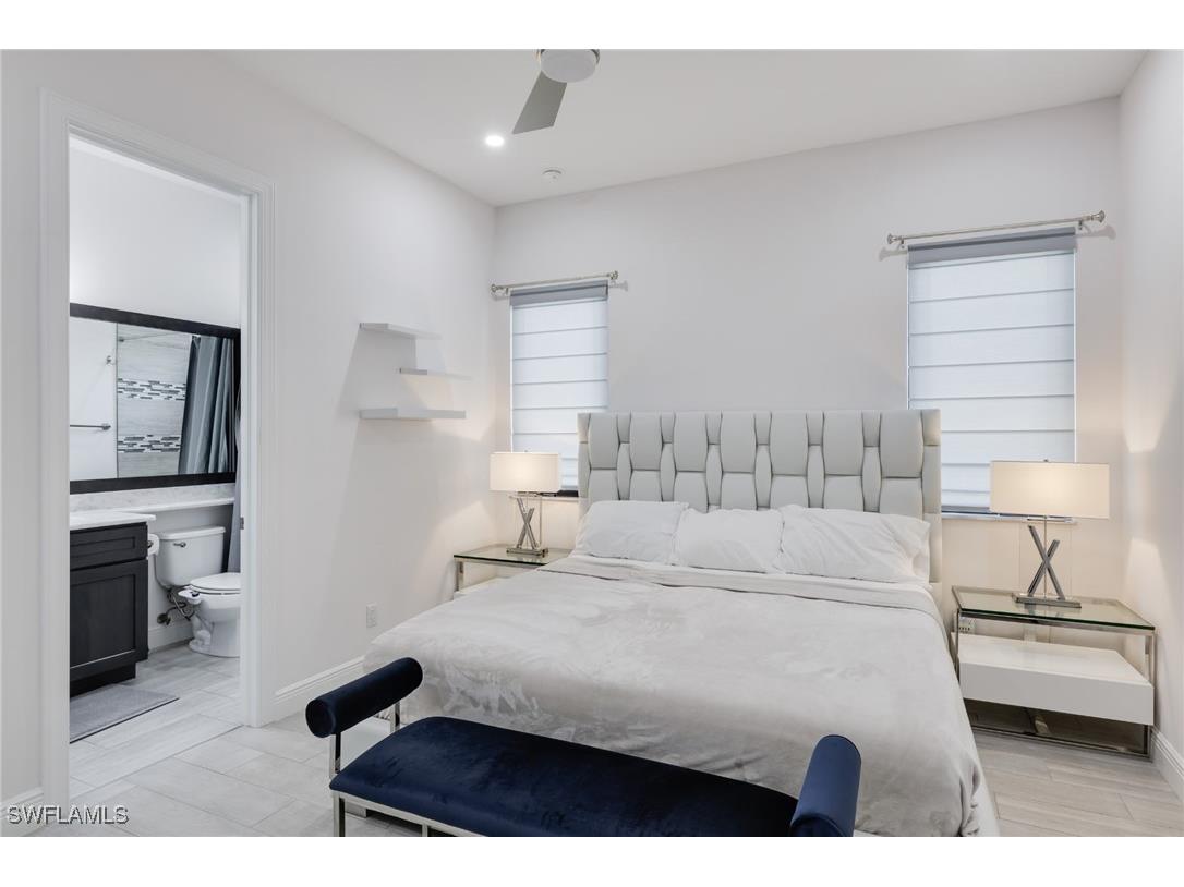 6423 Livingston Woods Lane Naples FL 34109 225074747 image9