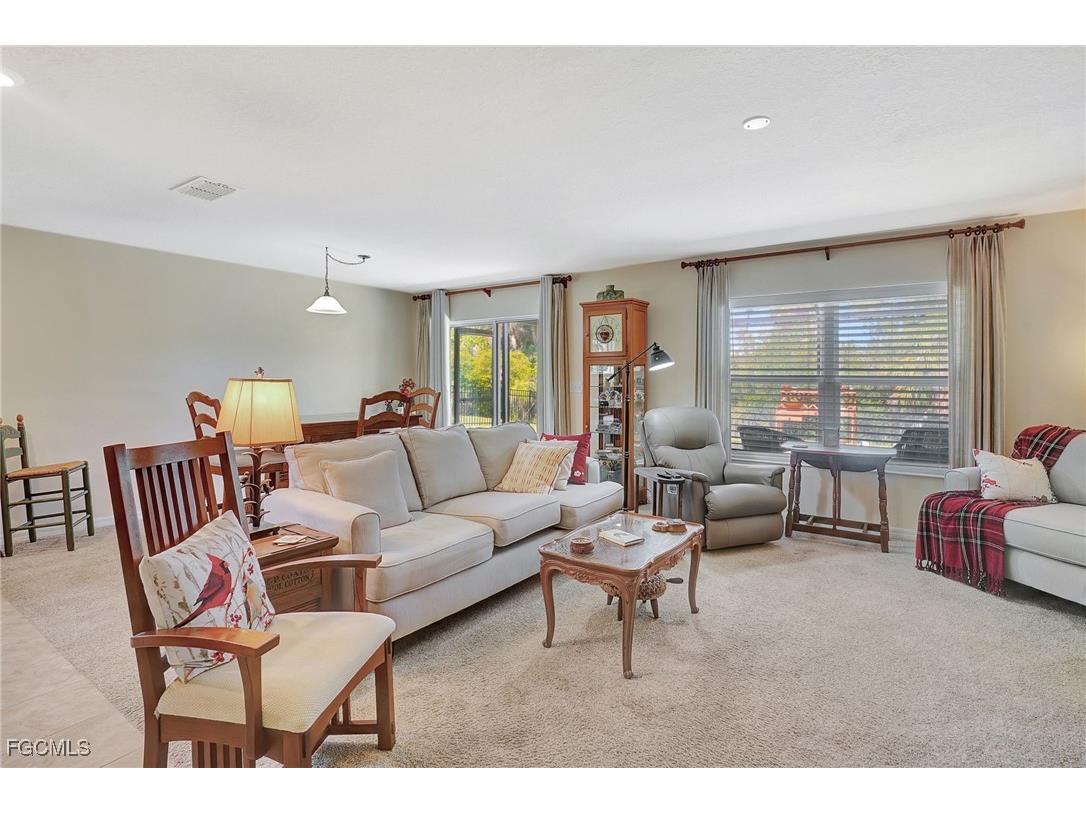 6425 Estero Bay Drive Fort Myers FL 33908 2025009996 image1