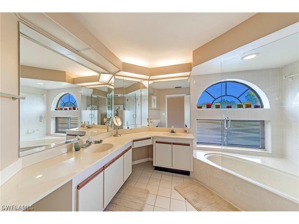 643 Beachwalk Circle #D-202 Naples FL 34108 226007345 image14