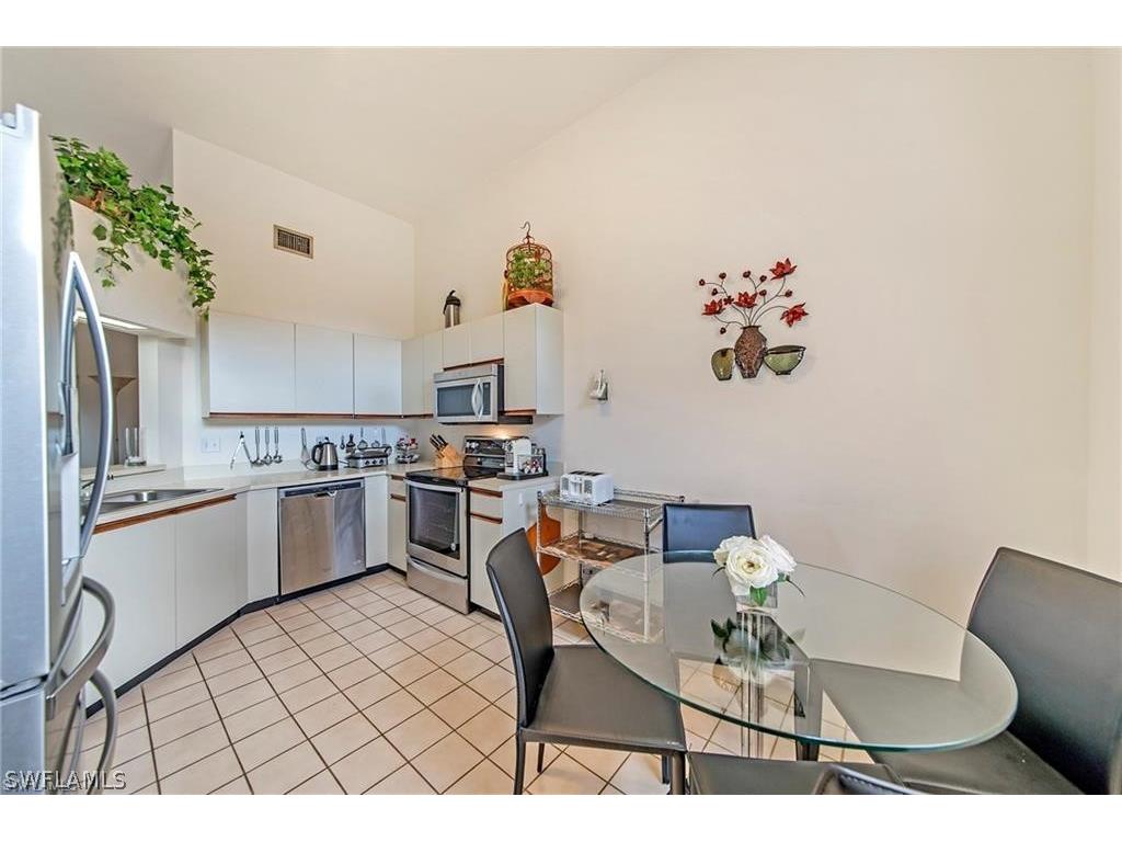 643 Beachwalk Circle #D-202 Naples FL 34108 226007345 image2