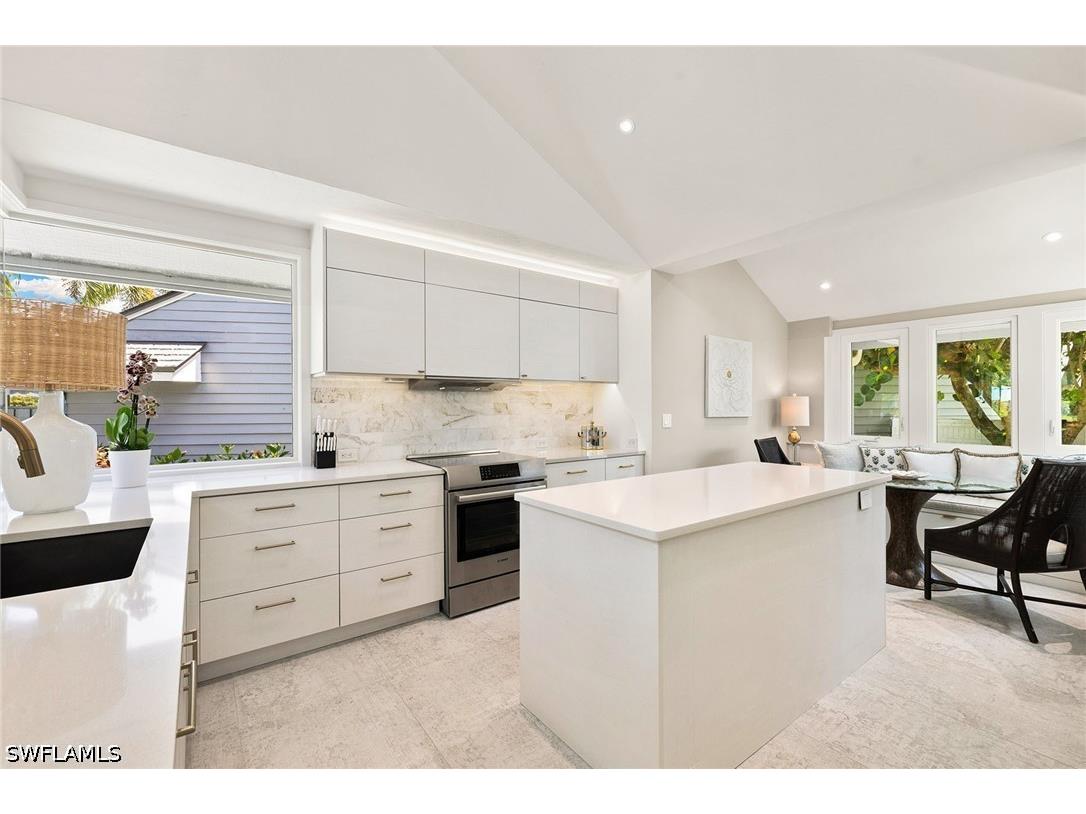 643 Bridgeway Lane Naples FL 34108 225011332 image17