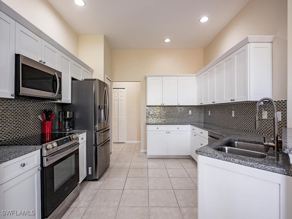 6431 Birchwood Court Naples FL 34109 225014316 image9