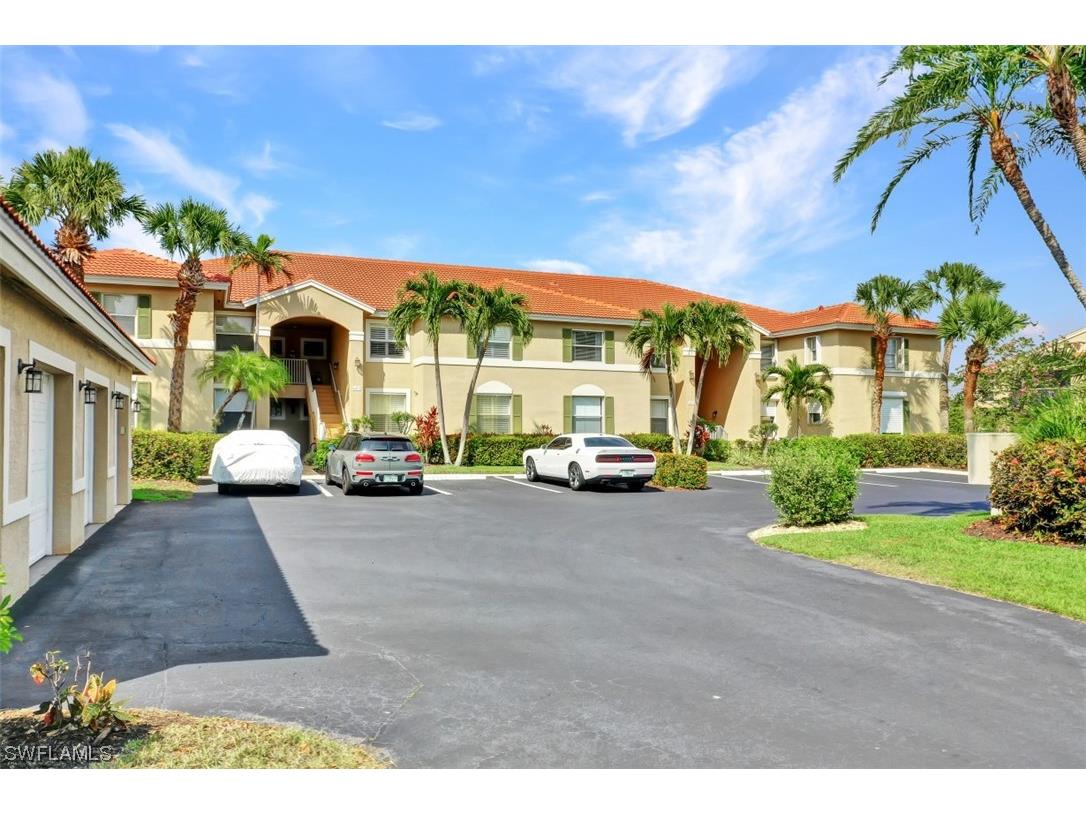 6432 Huntington Lakes Circle #2-203 Naples FL 34119 223019798 image1