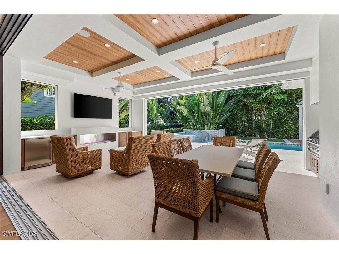 644 W Lake Drive Naples FL 34102 225073095 image11