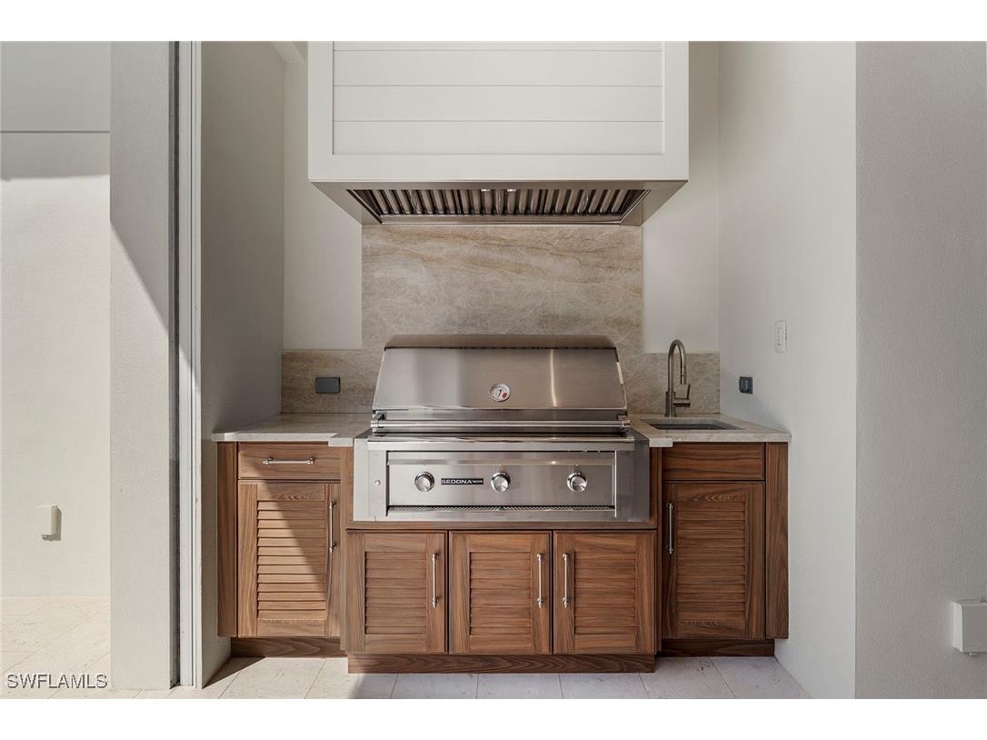 644 W Lake Drive Naples FL 34102 225073095 image14