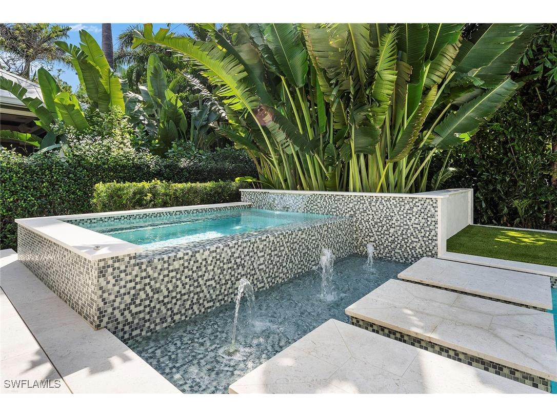 644 W Lake Drive Naples FL 34102 225073095 image16