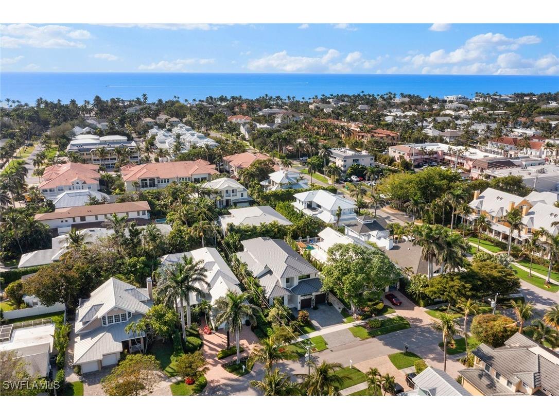 644 W Lake Drive Naples FL 34102 225073095 image37