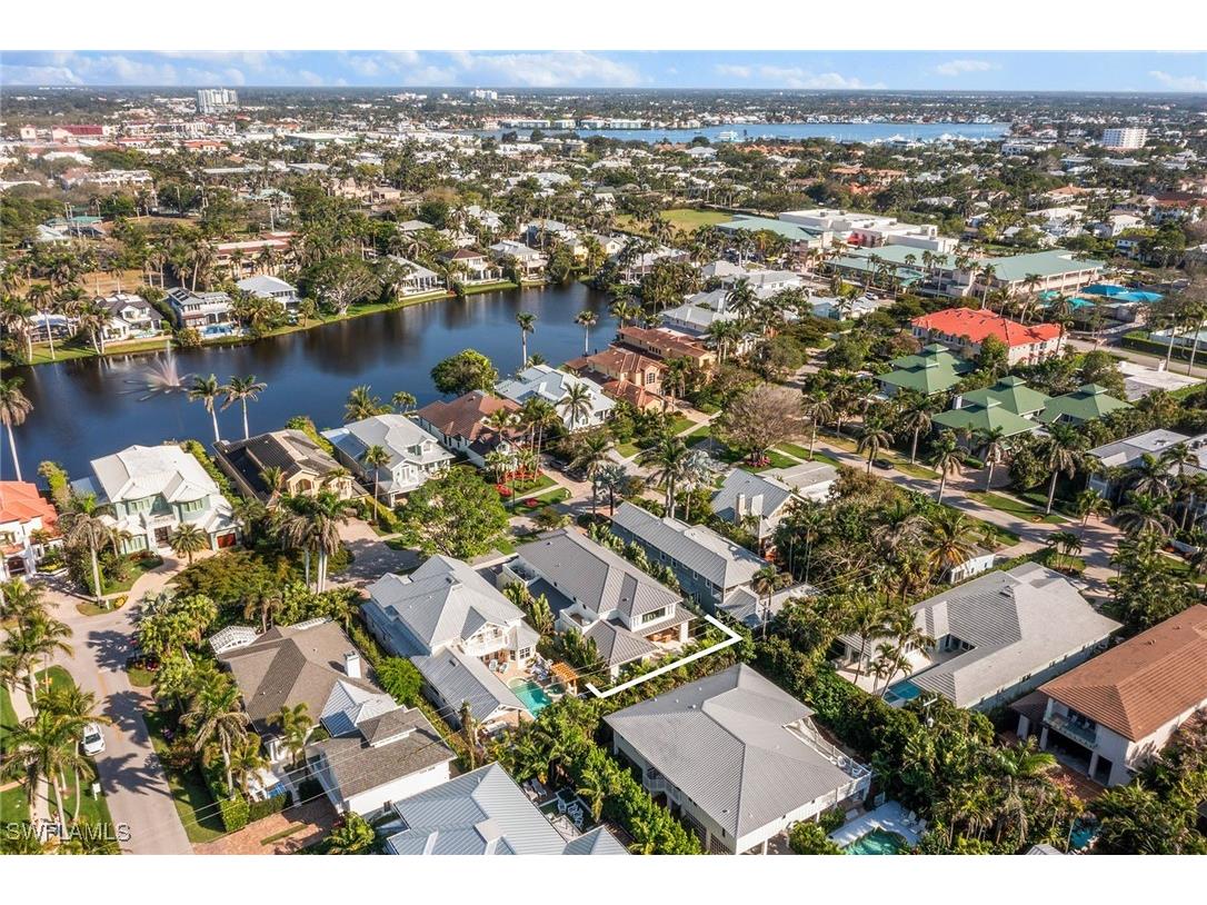 644 W Lake Drive Naples FL 34102 225073095 image40