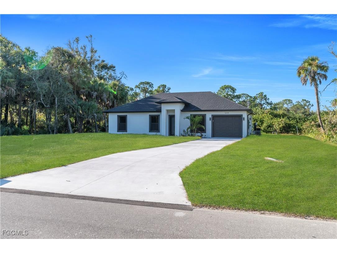 644 Woodcrest Drive Lehigh Acres FL 33972 2025020729 image4