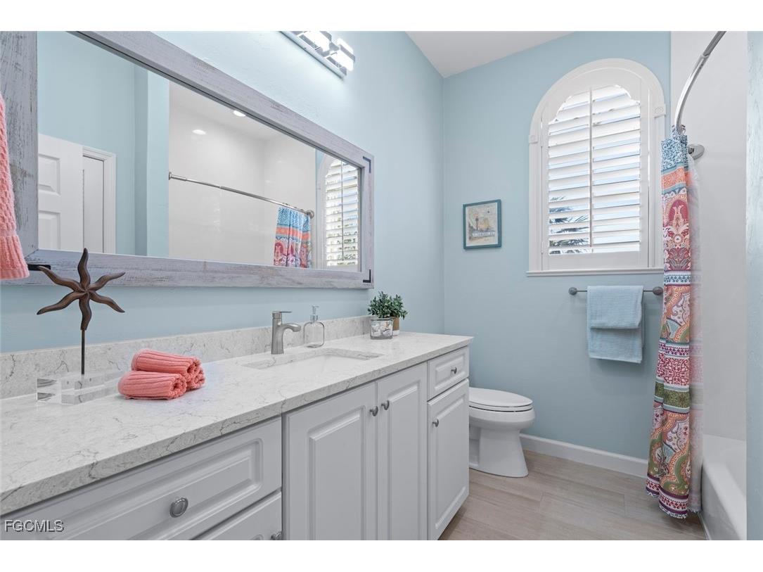 6440 Pine Avenue Sanibel FL 33957 2025011114 image31