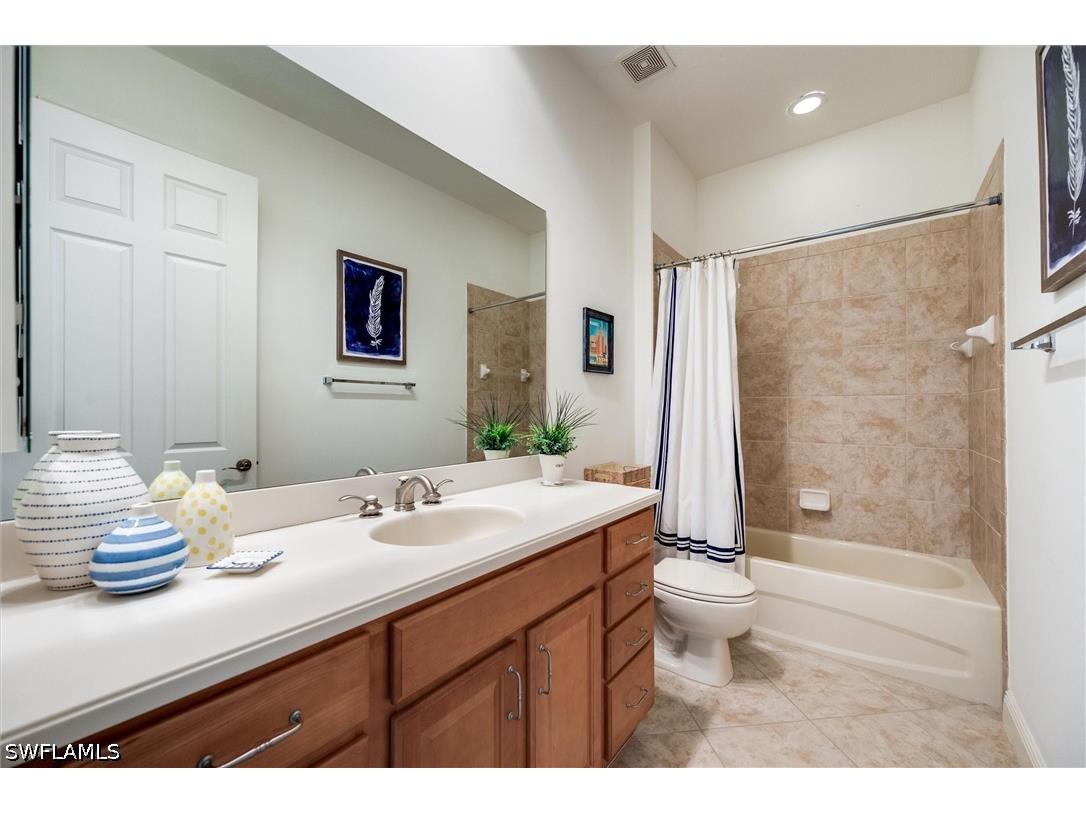 6442 Legacy Circle #203 Naples FL 34113 226017070 image24