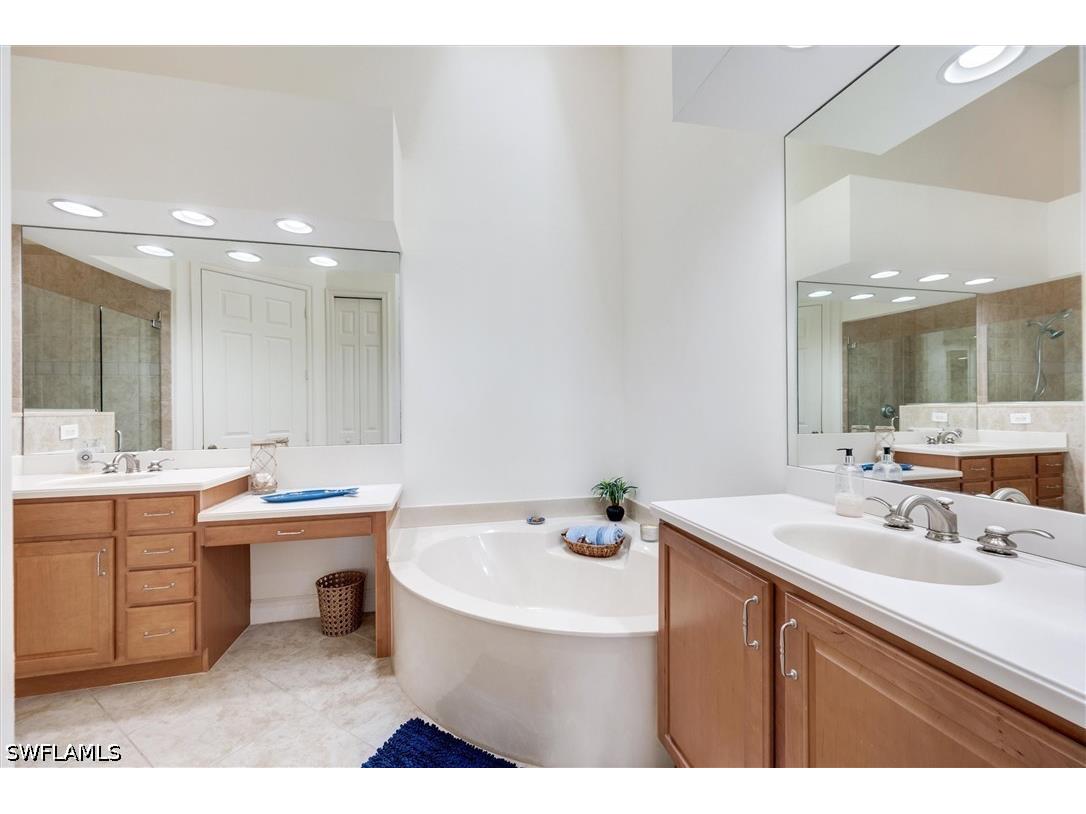 6442 Legacy Circle #203 Naples FL 34113 226017070 image36