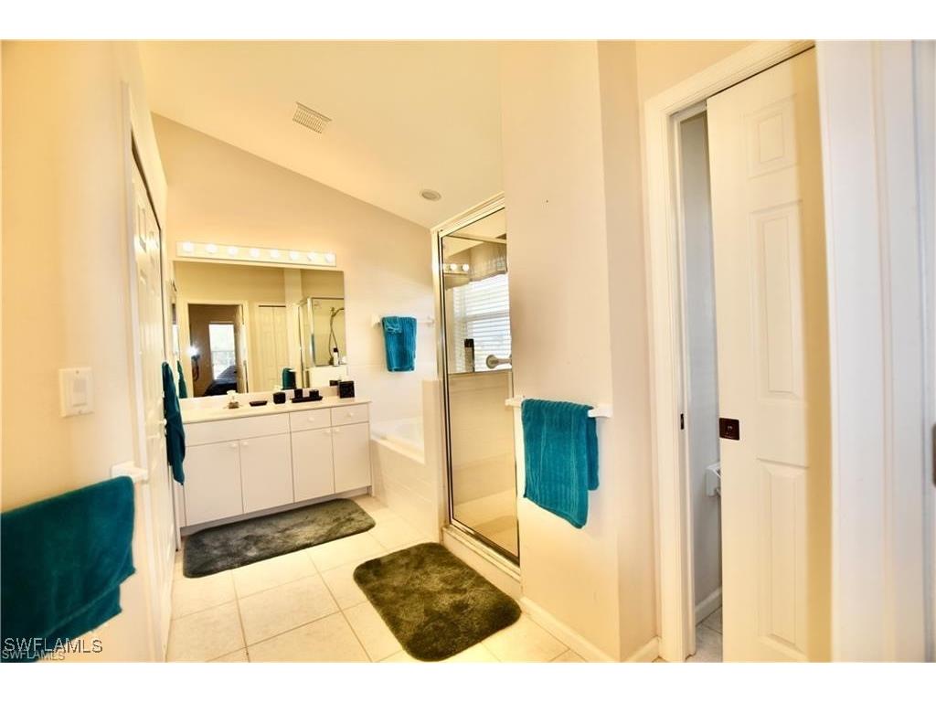 6444 Autumn Woods Boulevard Naples FL 34109 226001676 image22