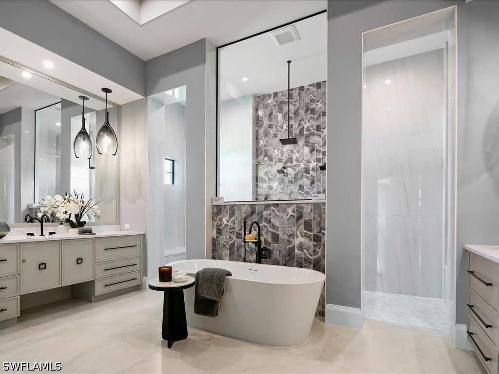 6446 Daniels Road Naples FL 34109 226023408 image18