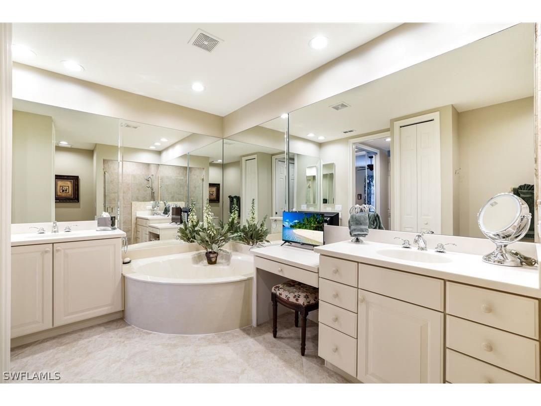 6446 Legacy Circle #102 Naples FL 34113 226007754 image17