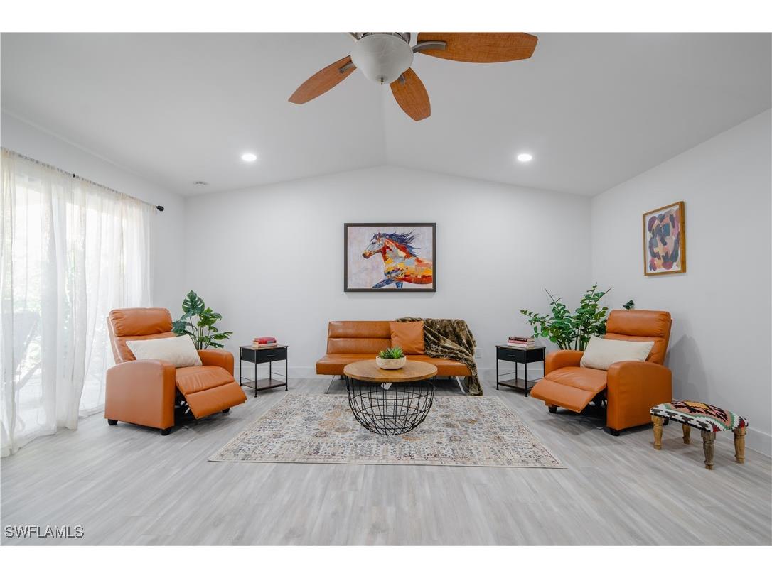 6447 Royal Woods Drive Fort Myers FL 33908 224101846 image1