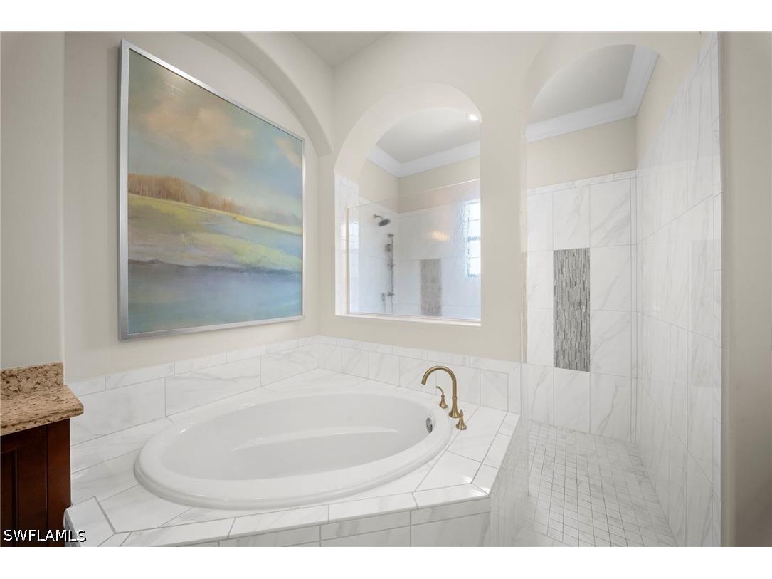 6449 Costa Circle Naples FL 34113 226017380 image22