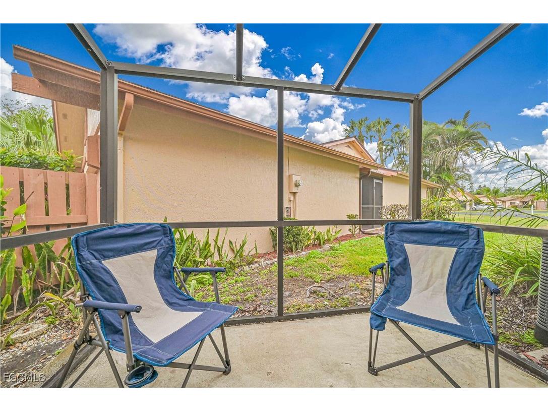 6449 Royal Woods Drive Fort Myers FL 33908 2025018160 image11