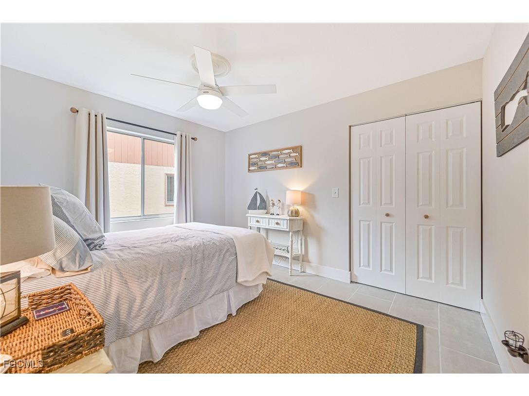 6449 Royal Woods Drive Fort Myers FL 33908 2025018160 image21