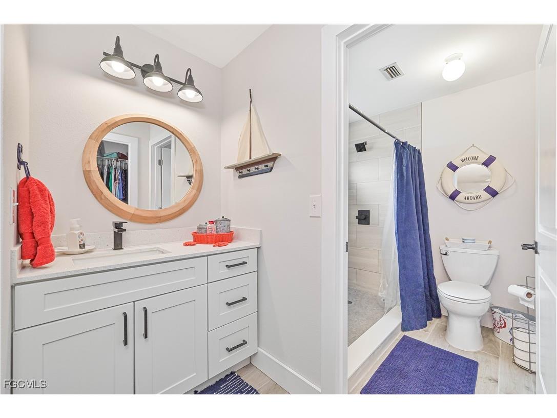 6449 Royal Woods Drive Fort Myers FL 33908 2025018160 image6