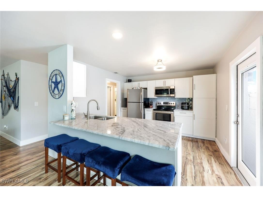 645 101st Avenue N Naples FL 34108 225083843 image5