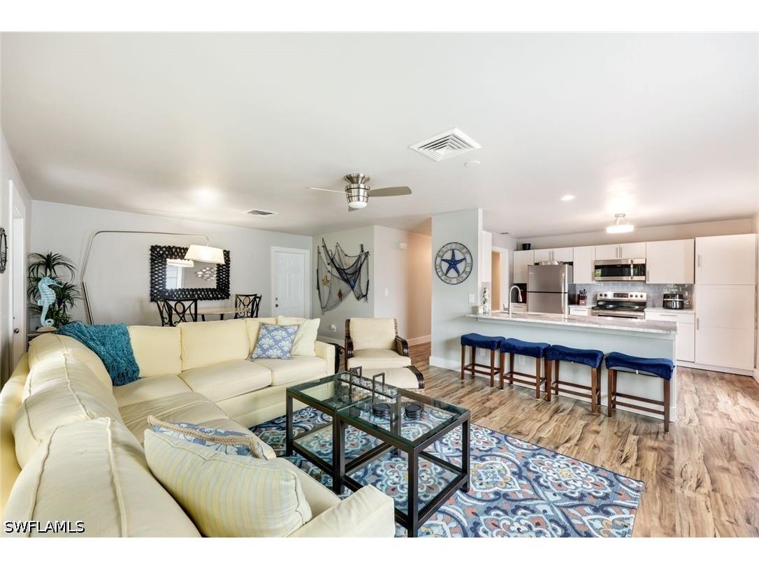 645 101st Avenue N Naples FL 34108 226024798 image5