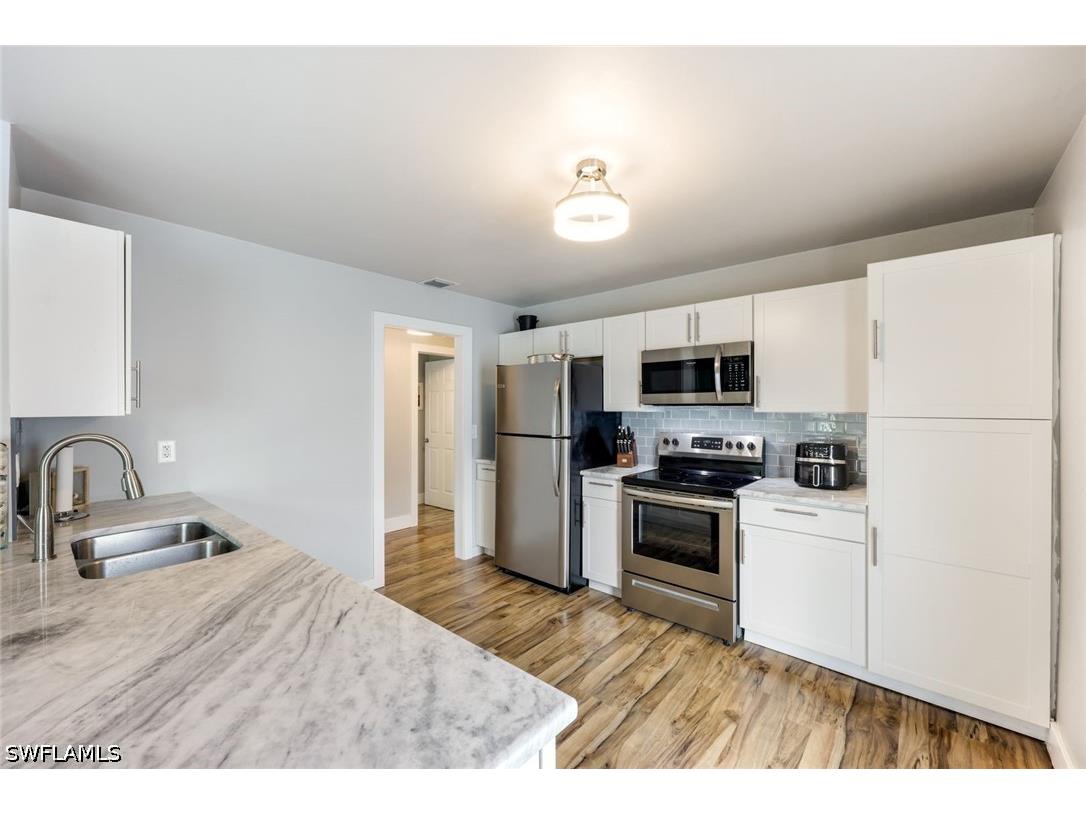 645 101st Avenue N Naples FL 34108 226024798 image8