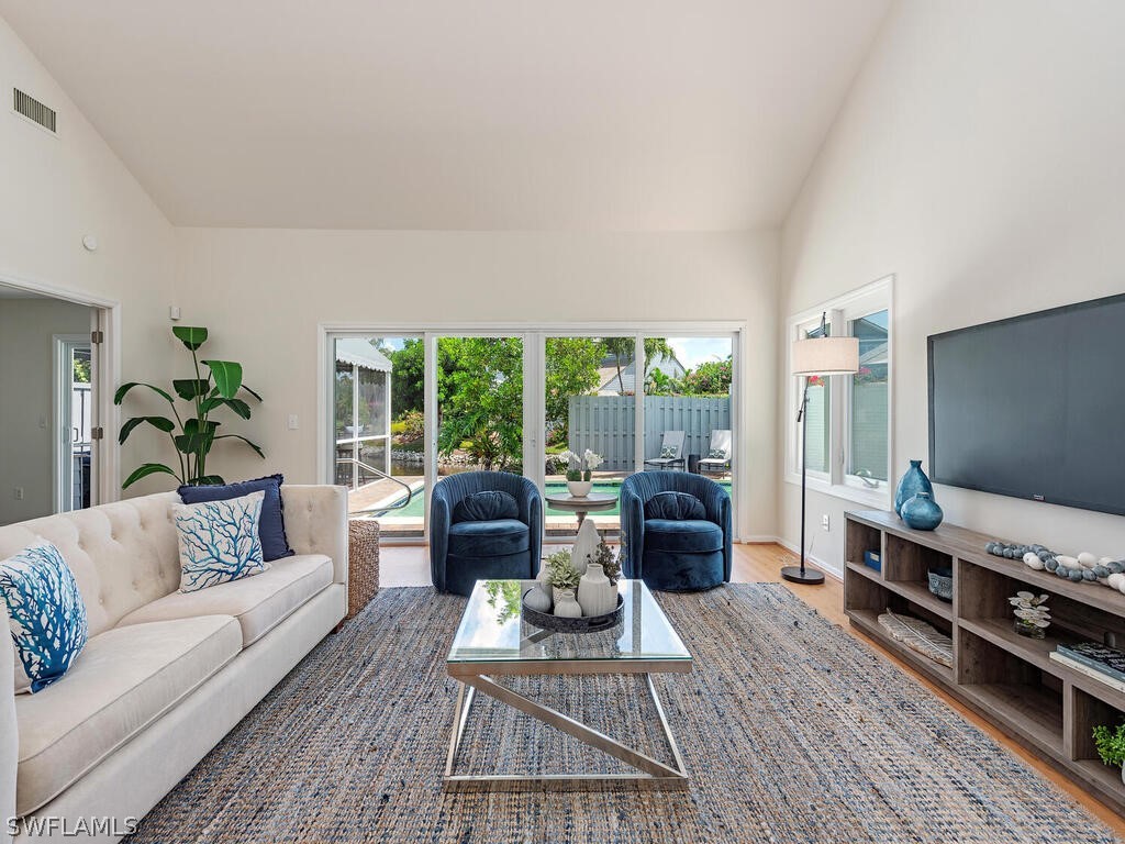 645 Bridgeway Lane Naples FL 34108 224040380 image1