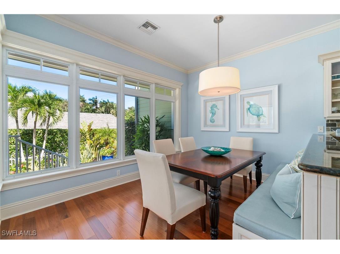 645 Broad Avenue S Naples FL 34102 225076664 image15