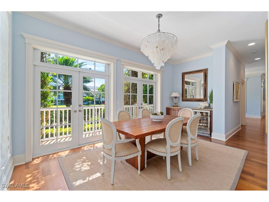 645 Broad Avenue S Naples FL 34102 225076664 image17