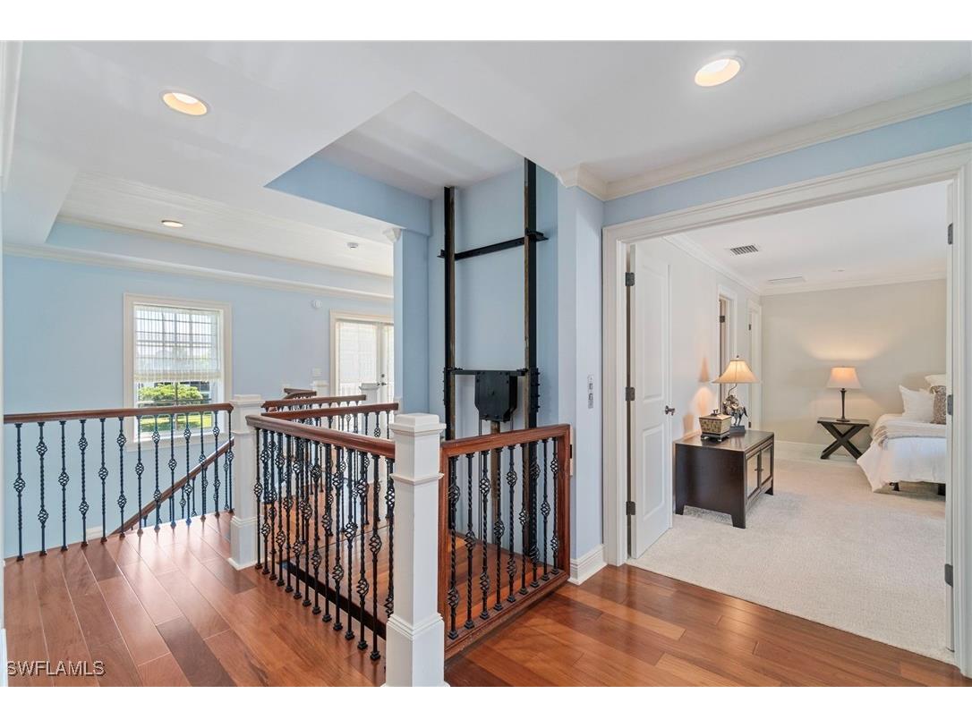 645 Broad Avenue S Naples FL 34102 225076664 image22