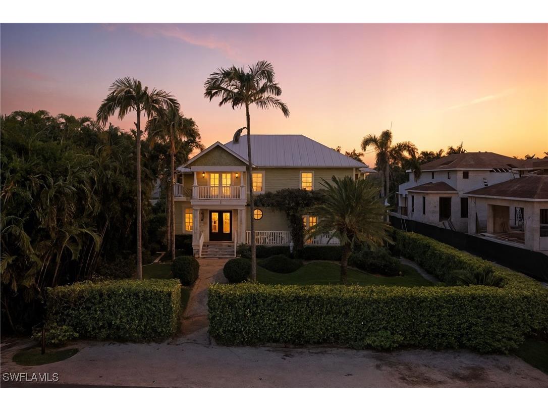 645 Broad Avenue S Naples FL 34102 225076664 image3