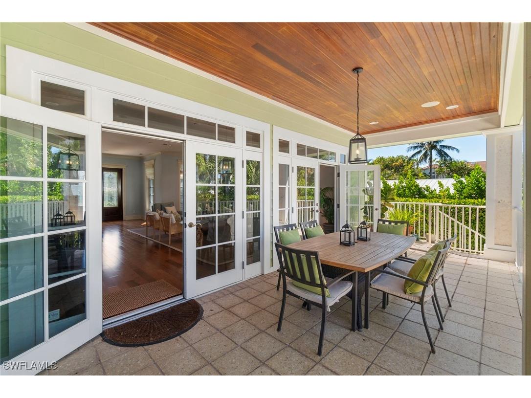 645 Broad Avenue S Naples FL 34102 225076664 image40