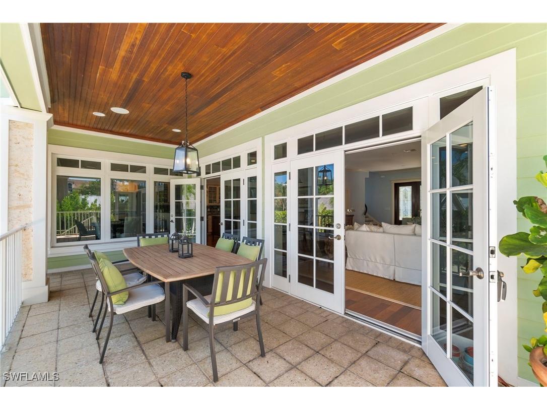 645 Broad Avenue S Naples FL 34102 225076664 image42