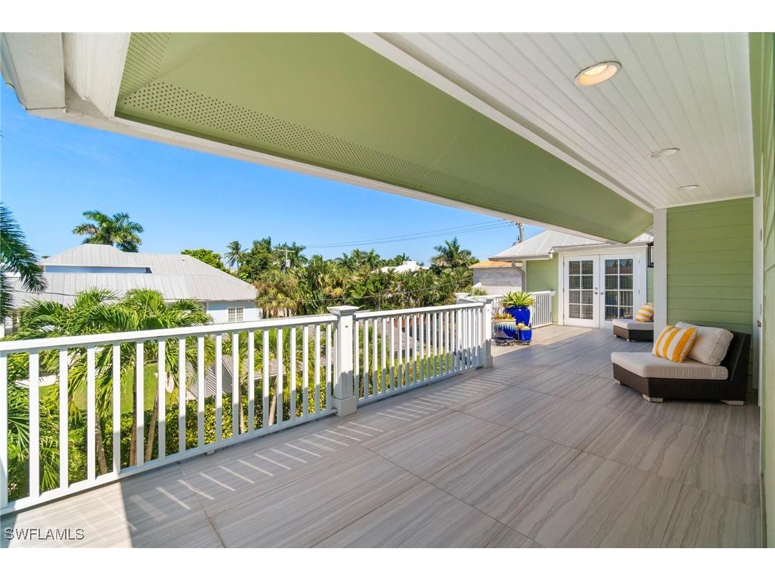 645 Broad Avenue S Naples FL 34102 225076664 image45